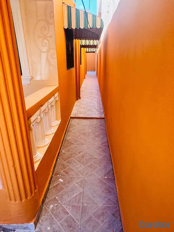 casas - casa en venta en Santo Domingo este 3