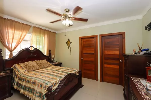 apartamentos - Vendo  apartamento en Jardines del Sur 5