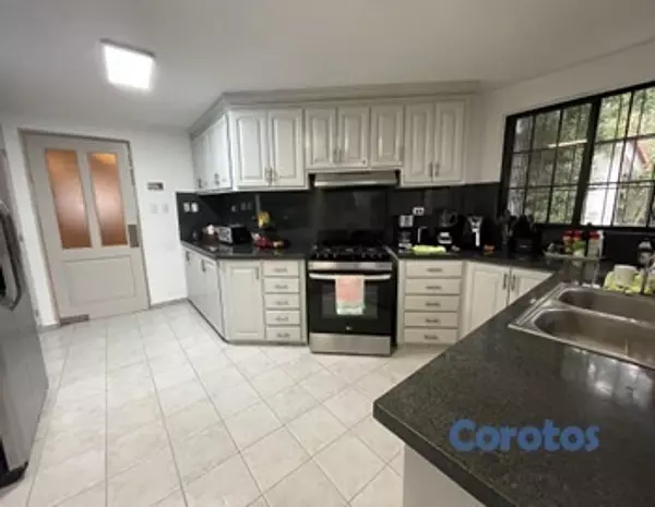 casas - Vendo casa en Cuesta Hermosa III 6