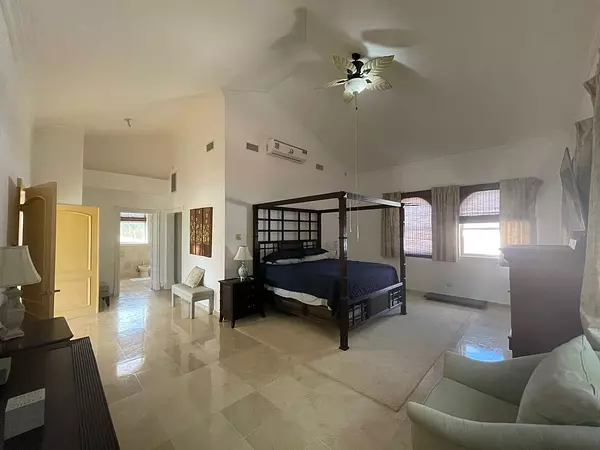 casas vacacionales y villas - Villa Amueblada en Proyecto Cocotal, Punta Cana 4