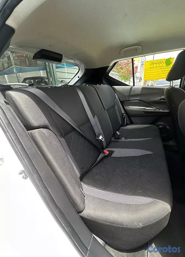 jeepetas y camionetas - Nissan Kicks SV 2020 6