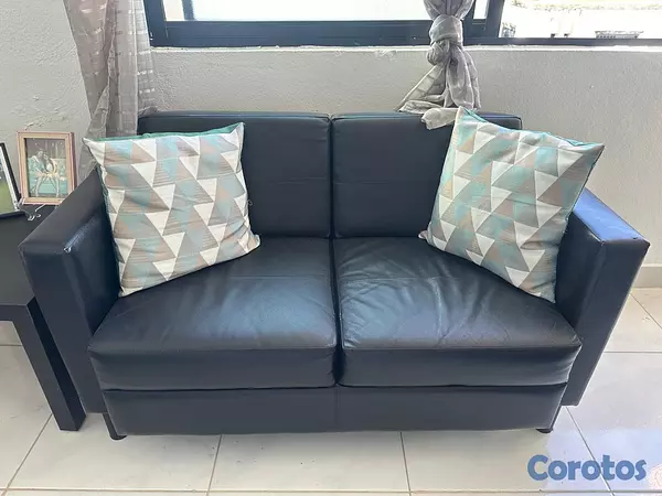 muebles y colchones - Vendo juego de 2 muebles y mesa  2