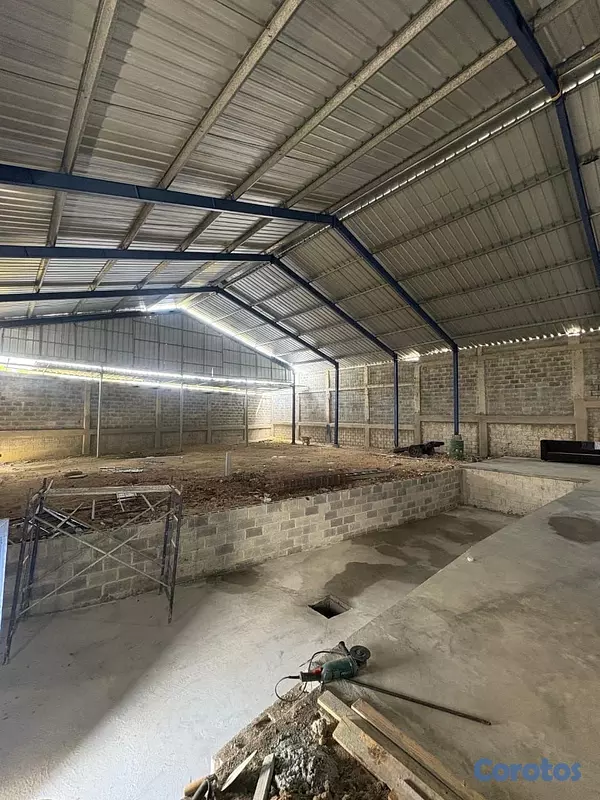 solares y terrenos - NAVE COMERCIAL  2