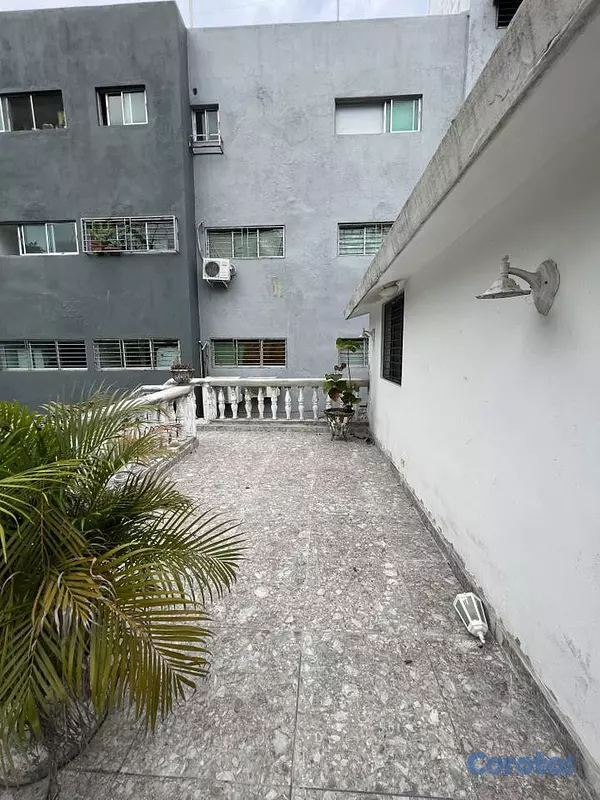 casas - Casa de Dos Niveles en Villa Marina  5
