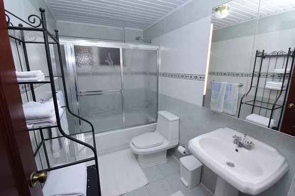 apartamentos - Apartamento en alquiler amueblado en la exclusiva Av. Anacaona 10