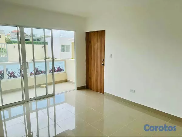 apartamentos - VENDO apartamento PRIMER PISO CON PATIO en Prado O 9