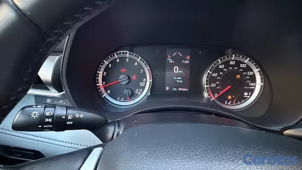 jeepetas y camionetas - Toyota Highlander LE 2022 5