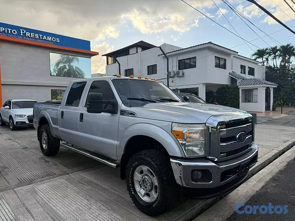 jeepetas y camionetas - Ford F 250 Superduty 2016 9