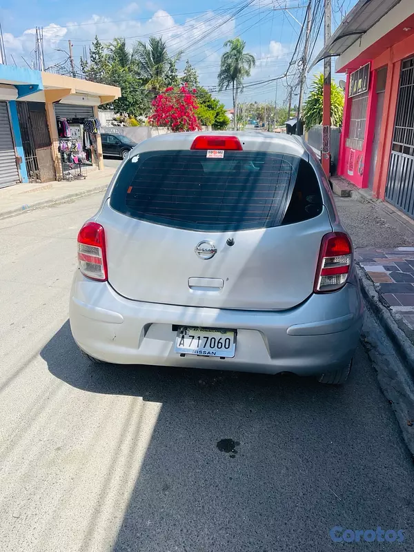 carros - 🔥NISSAN MARCH (AÑO 2011) AUTOMÁTICO🔥 3