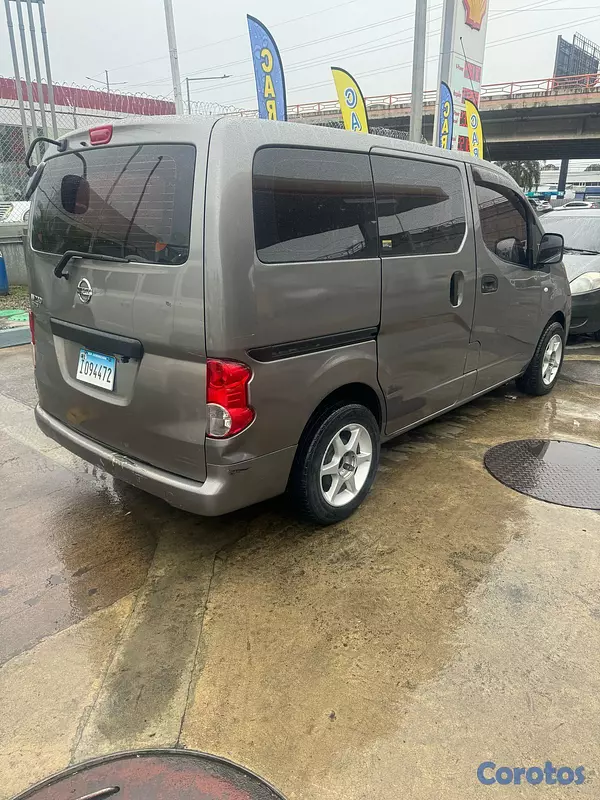 jeepetas y camionetas - Nissan Nv200 2014 2