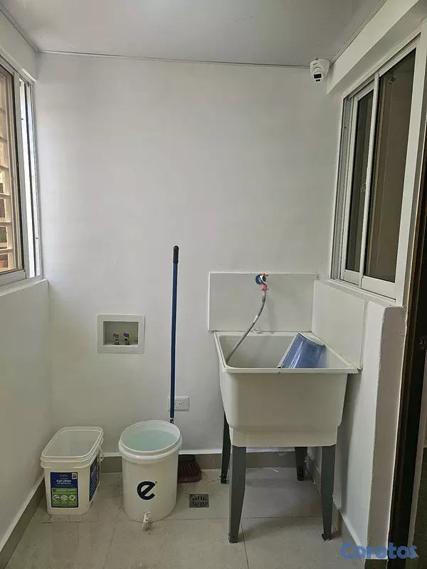 apartamentos - Vendo en Nuevas Terrazas swgundo nivel remodelado 6
