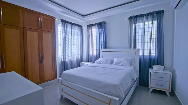 casas - Se Vende Preciosa Casa en Proyecto Cerrado de Gurabo 6