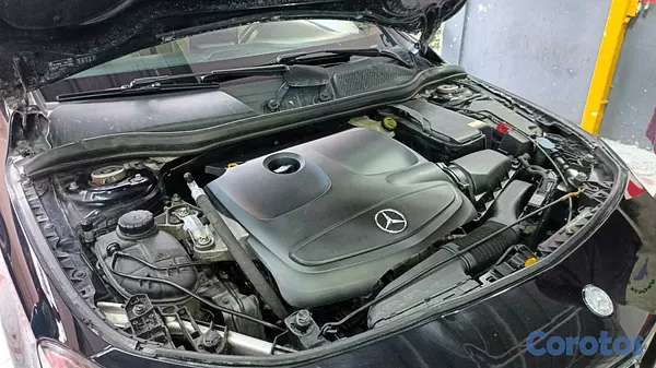 carros - Mercedes Benz CLA 250 año 2015  7