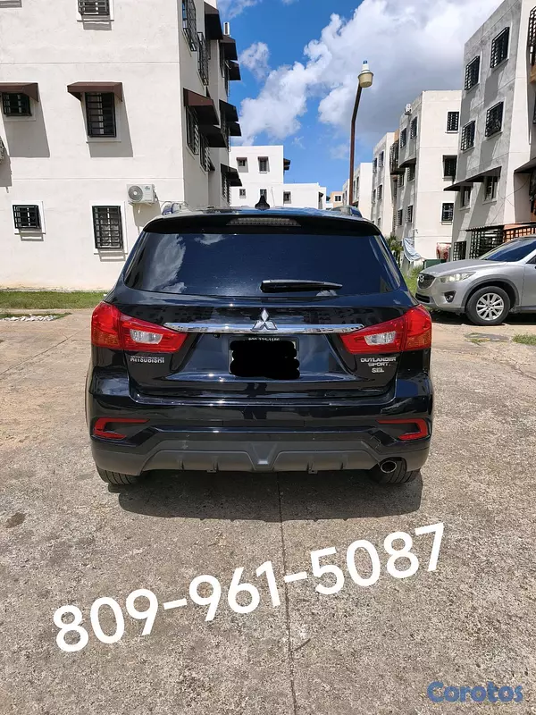 jeepetas y camionetas - Mitsubishi Outlander en muy excelente condiciones 5