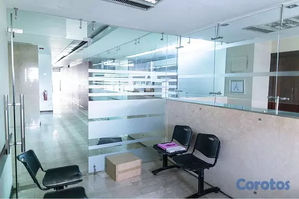 oficinas y locales comerciales - Alquiler local de oficinas en Piantini 10