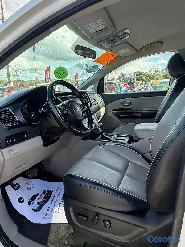jeepetas y camionetas - Kia Sedona EX 2021
 8