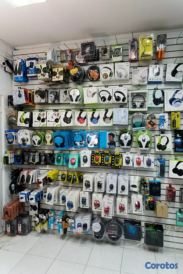 computadoras y laptops - EN ACCESORIOS DE COMPUADORAS TENEMOS LA MAS GRANDE VARIEDAD EN EL PAIS VISITENOS 1