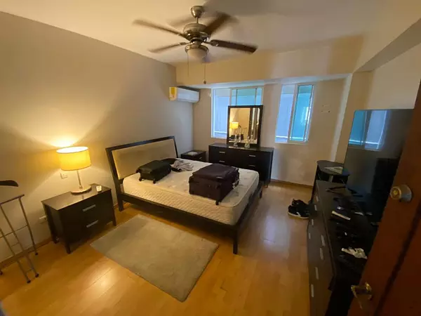 penthouses - Vendo Amplio Penthouse en la Urbanización Real  5