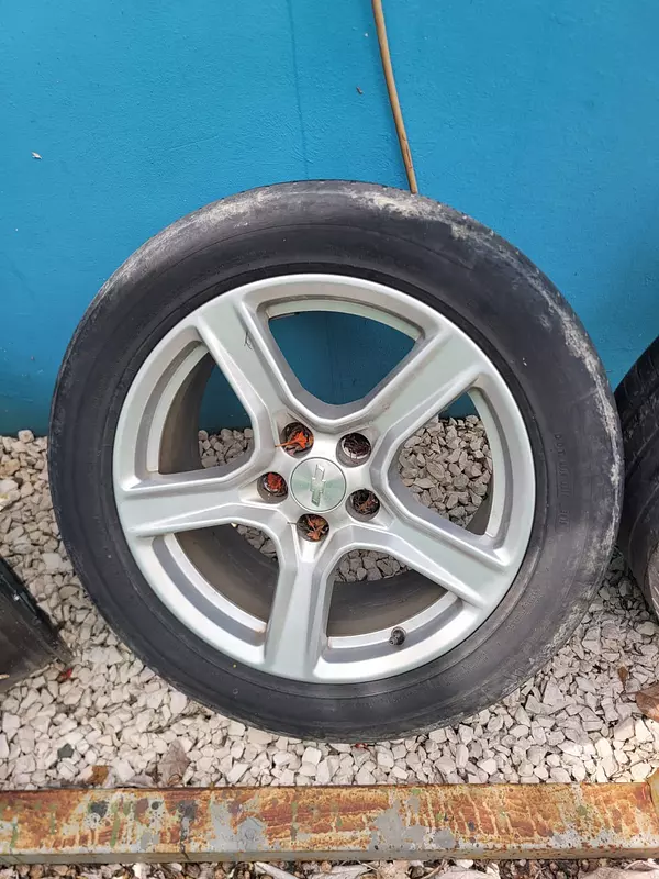otros vehiculos - Gomas y Aros para Camaro, # 18 y 20 1