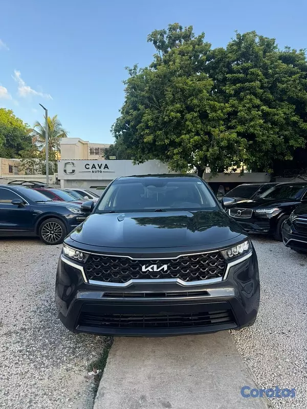 jeepetas y camionetas - Kia Sorento LX 2022 6