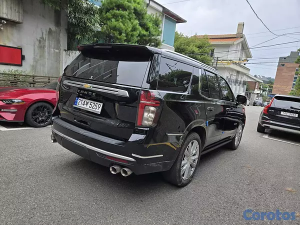 jeepetas y camionetas - CHEVROLET TAHOE HIGHCOUNTRY 2023 NEGRO GASOLINA 2
