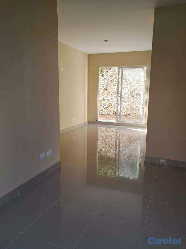 apartamentos - Primer Piso con Patio, totalmente nuevo con Bono V 7