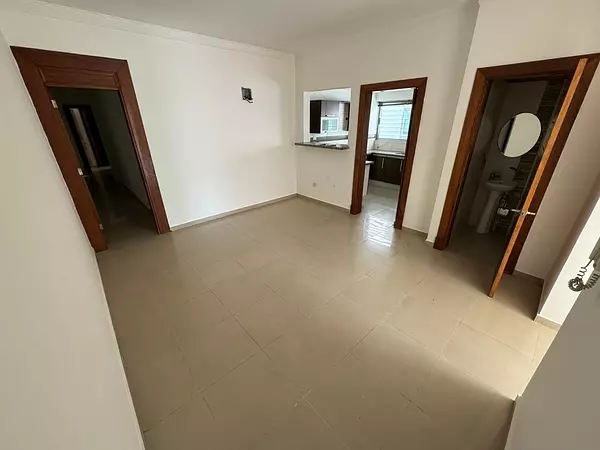 apartamentos - Apartamento en Alquiler
SERRALLES
USD 1,500.00 (Mantenimiento incluido)

 3
