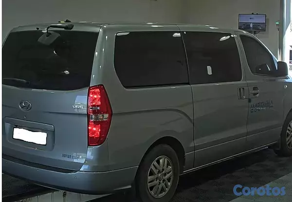 jeepetas y camionetas - HYUNDAI GRAND STAREX 2021 GRIS 4