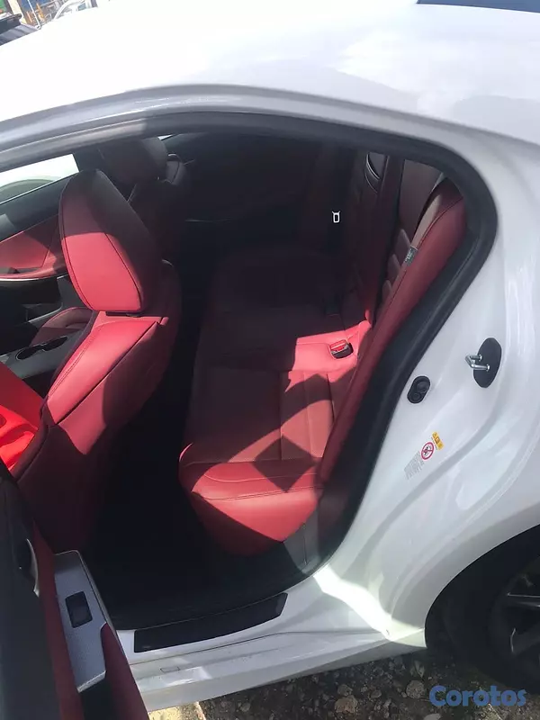carros - Lexus IS 300 2018  5