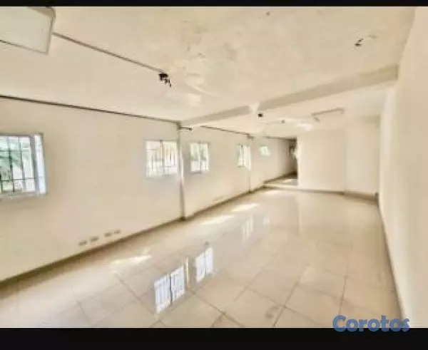 oficinas y locales comerciales - alquiler de local en la julia 8