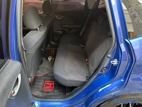 carros - Se vende Honda Fit 2013 ,  4 cilindro, versión jap 9