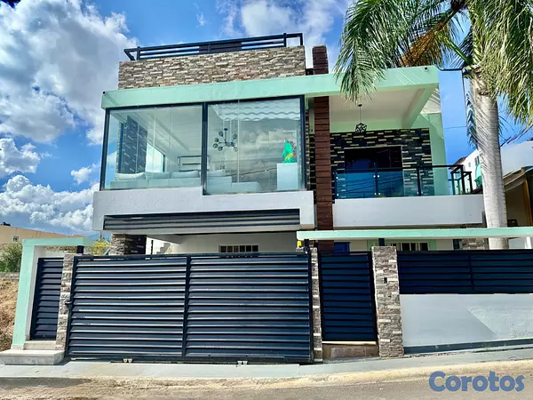 casas - CASA EN VENTA, LOS PRADOS, SANTIAGO DE LOS CABALLE 1
