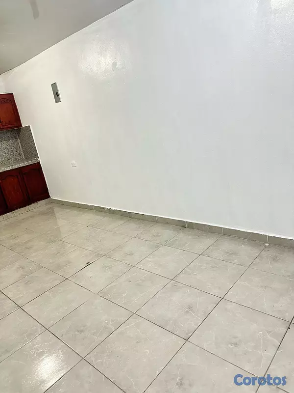 apartamentos - Rento apartamento con agua y luz incluidas  6