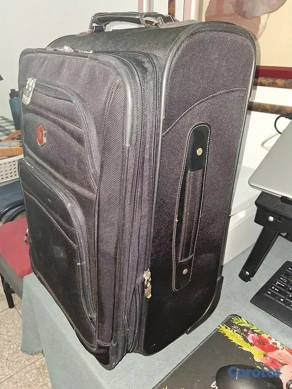 carteras y maletas - Maleta Carry-On Pacific Coast Luggage (Negra)  4