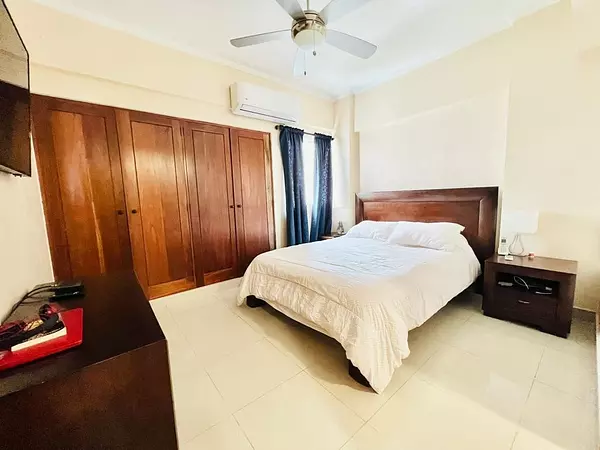 apartamentos - Se vende apartamento en Evaristo Morales 5