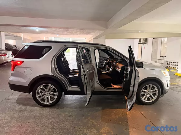 jeepetas y camionetas - FORD EXPLORER 2017 LIMITED 5