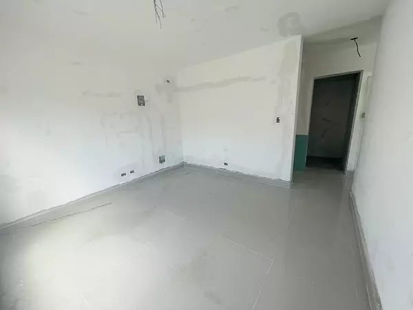 oficinas y locales comerciales - local céntrico en Bella vista  6