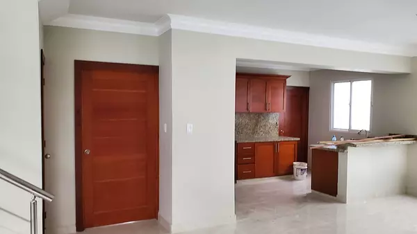 casas - Casa mucho patio/s.335, Autopista San Isidro 8