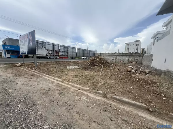 solares y terrenos - venta de solar comercial en avenida principal de la autopista de san Isidro 4