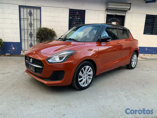 carros - SUZUKI SWIFT  5
