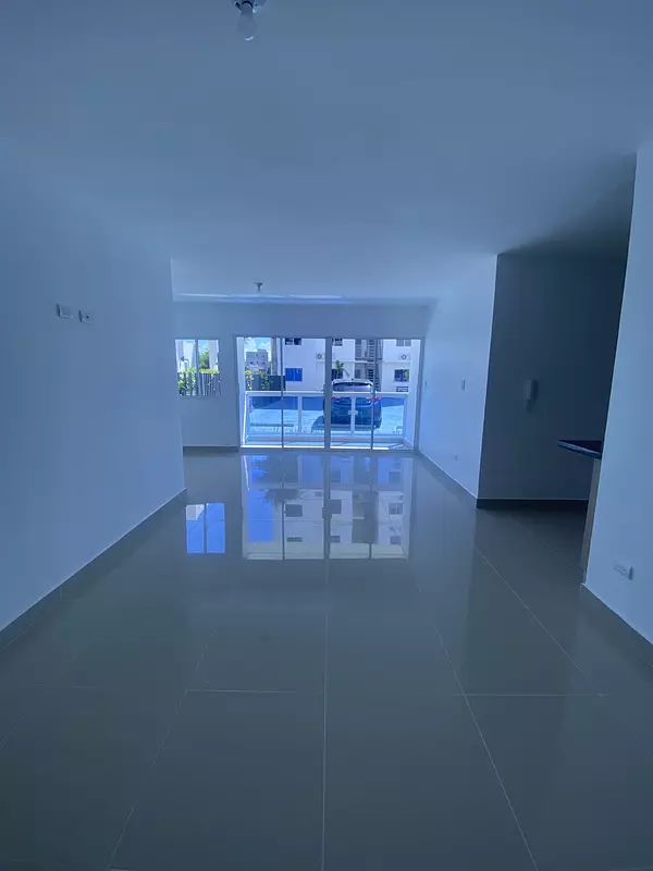 apartamentos - Primer nivel de venta en La Hispanoamericana, Santiago  2