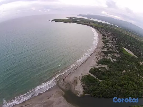 solares y terrenos - Solar En Azua Con Playa, con 1,750,000 metros con Playa 925m2 7