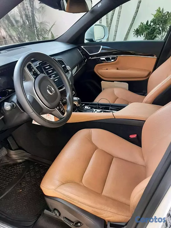 jeepetas y camionetas - volvo XC90 2018 t5 10