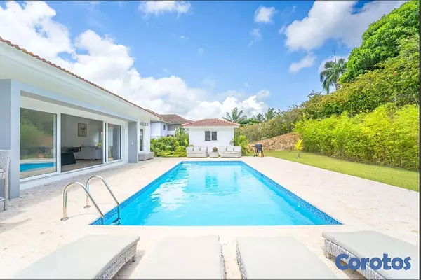 casas vacacionales y villas - En Venta Villa de 4 habitaciones en Sosua Puerto Plata 3