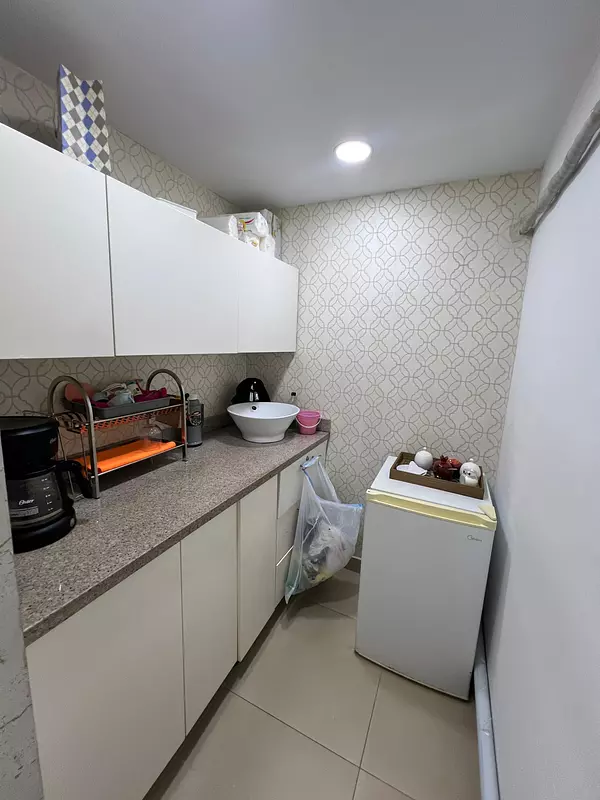 oficinas y locales comerciales - Vendo casa local en Urbanización Fernández  6