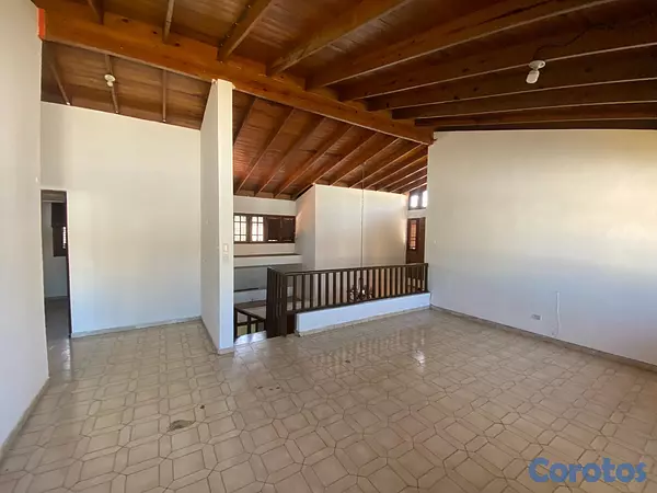 casas - Casa de 5 Habitaciones en la Castellana, DN. 4
