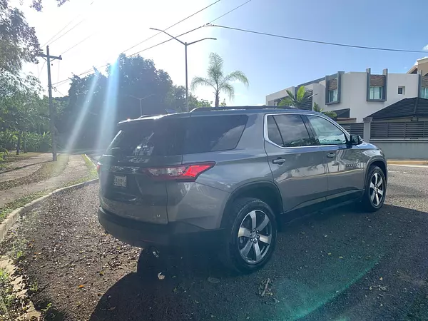 jeepetas y camionetas - chevolet travelse 2019 5