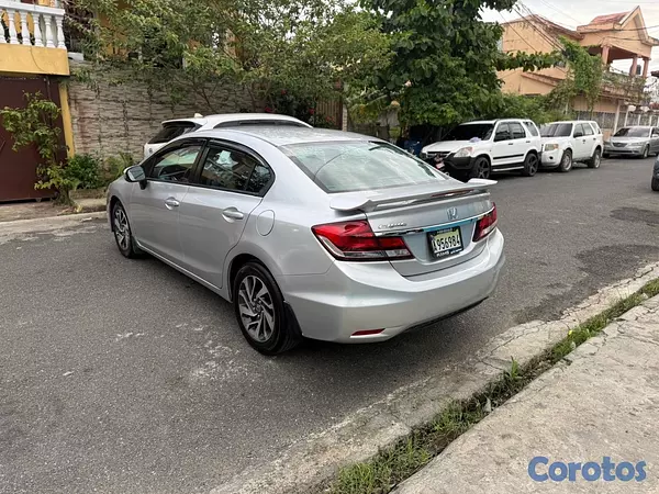 carros - Honda Civic LX año 2015 6