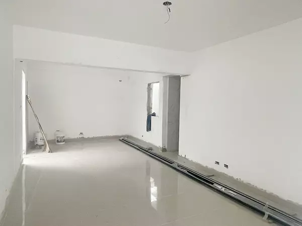 oficinas y locales comerciales - local céntrico en Bella vista  3