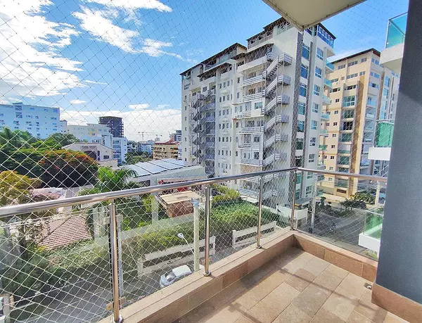 apartamentos - Apartamento 3er con 167 Mts2 en La Esmeralda  2